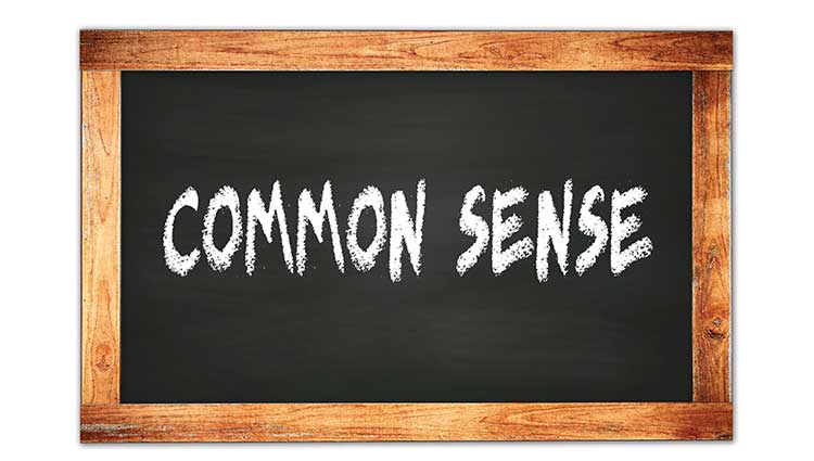 Common Sense written on chalkboard, emphasizing straightforward planned giving strategies.